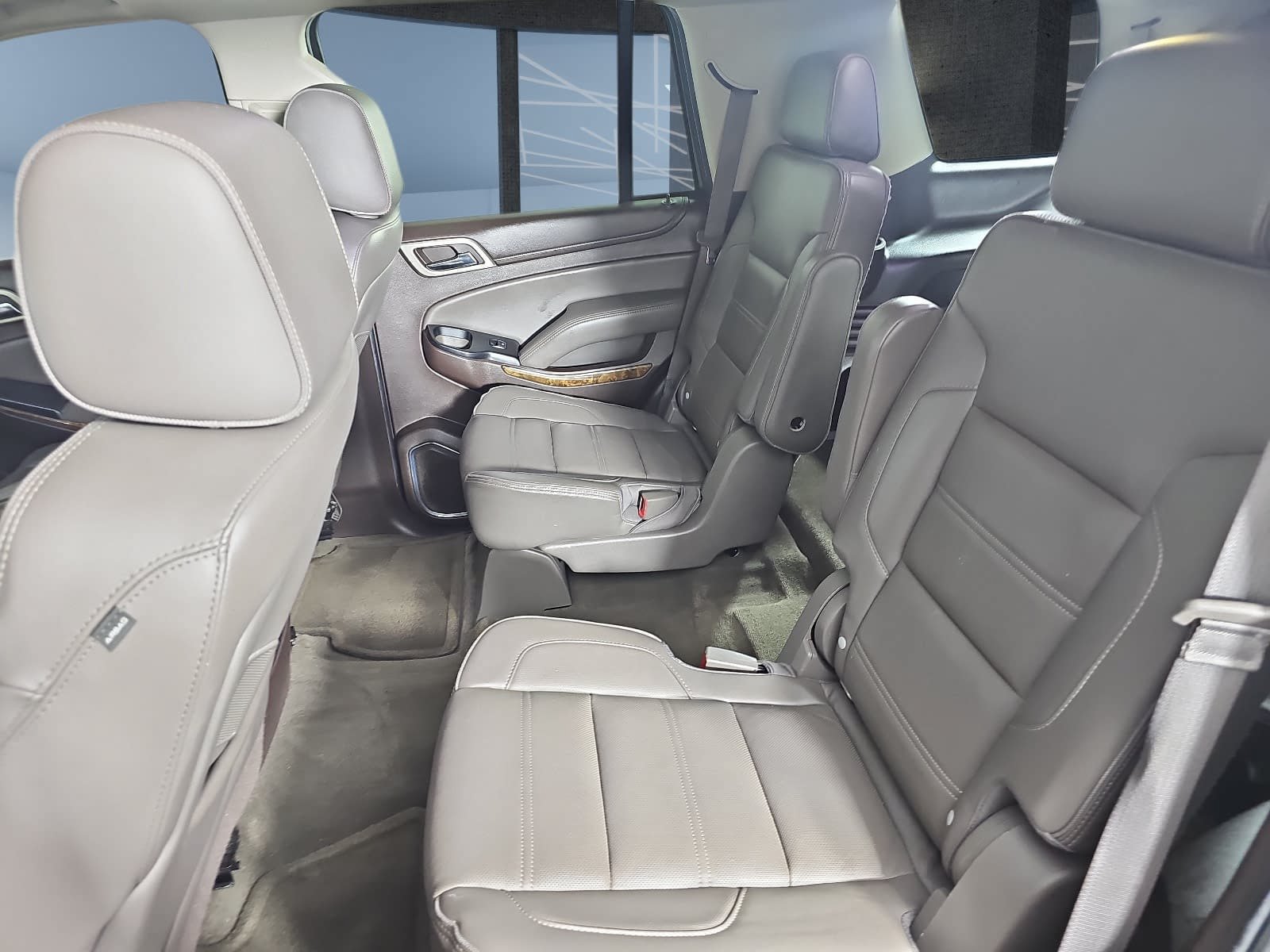 Used 2016 GMC Yukon Denali w/ Open Road Package AWD/4WD image 10