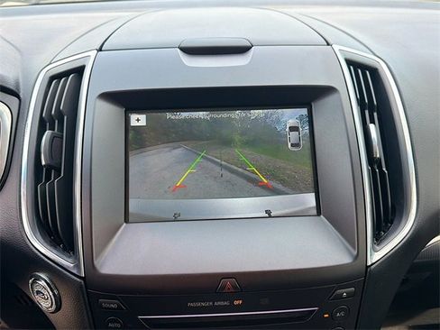 Used 2017 Ford Edge Titanium w/ Equipment Group 301A image 31