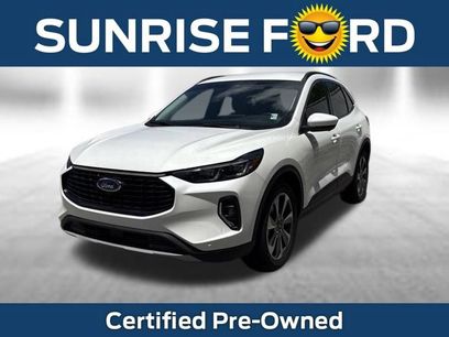 Used 2023 Ford Escape Platinum