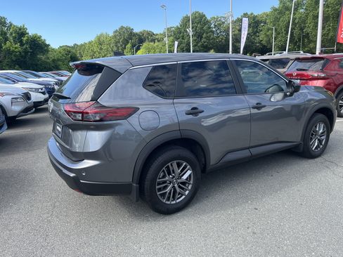 Certified 2026 Nissan Rogue S FWD image 5