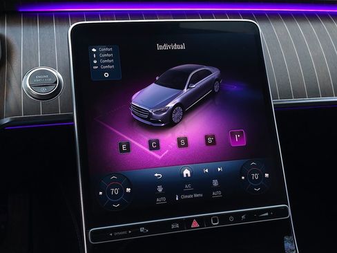 Used 2021 Mercedes-Benz S 580 4MATIC Sedan w/ Warmth & Comfort Package image 86