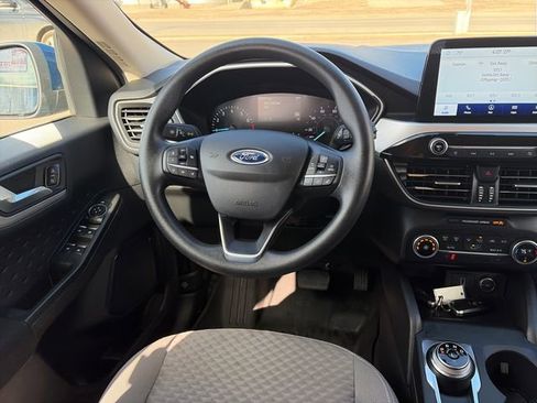 Used 2020 Ford Escape SE image 28