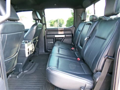Used 2022 Ford F250 Lariat w/ Lariat Ultimate Package AWD/4WD image 13