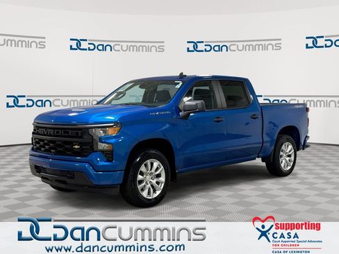 Used 2023 Chevrolet Silverado 1500 Custom AWD/4WD image 1