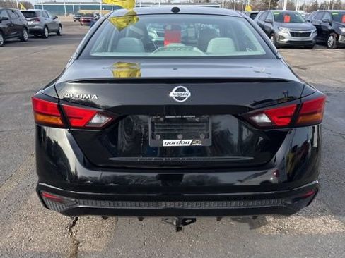 Used 2020 Nissan Altima 2.5 S image 4