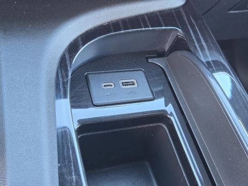 Used 2023 Cadillac Escalade Sport image 14