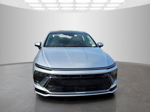 New 2026 Hyundai Sonata Limited image 2