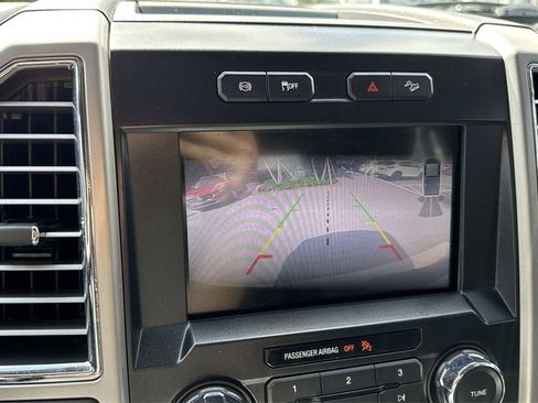 Used 2017 Ford F350 Lariat w/ Chrome Package image 51