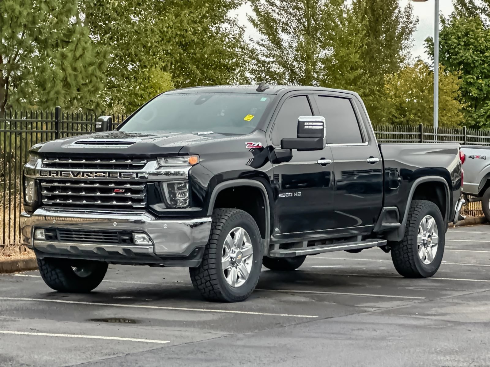 Used 2021 Chevrolet Silverado 2500 LTZ w/ LTZ Premium Package AWD/4WD image 7