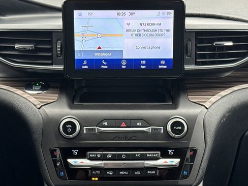 Used 2020 Ford Explorer Limited w/ Class III Trailer Tow Package image 26