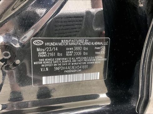 Used 2014 Hyundai Elantra SE FWD image 31