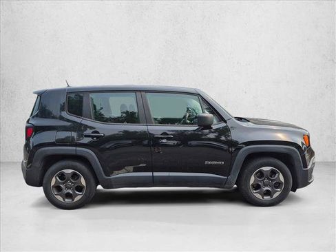 Used 2016 Jeep Renegade Sport w/ Power & Air Group FWD image 4