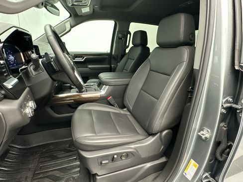 Certified 2026 GMC Sierra 1500 Elevation w/ Elevation Premium Package AWD/4WD image 5
