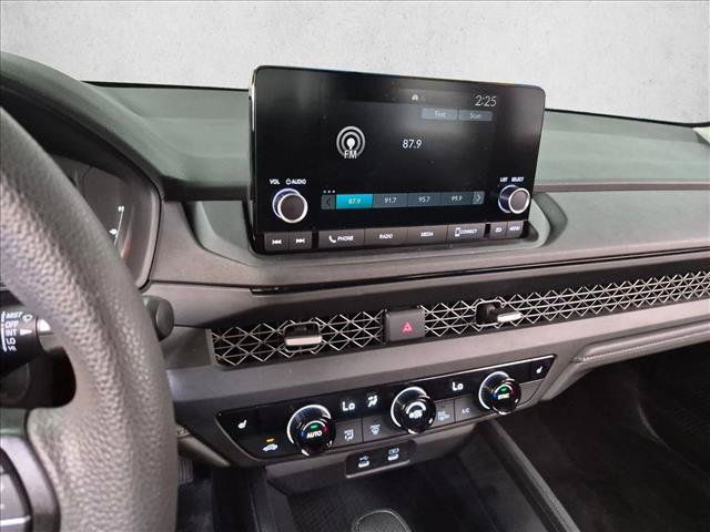 Used 2023 Honda Accord EX image 13