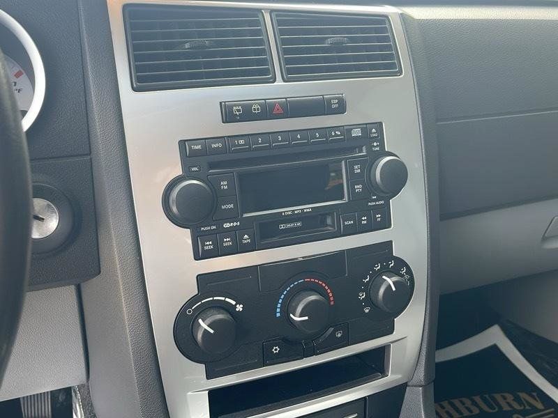 Used 2006 Dodge Magnum SRT8 RWD image 35