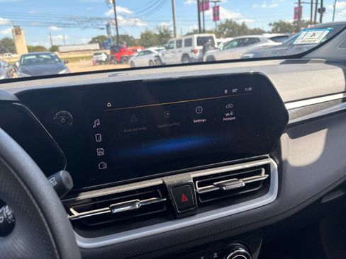 Used 2025 Chevrolet TrailBlazer LT w/ Driver Confidence Package AWD/4WD image 20