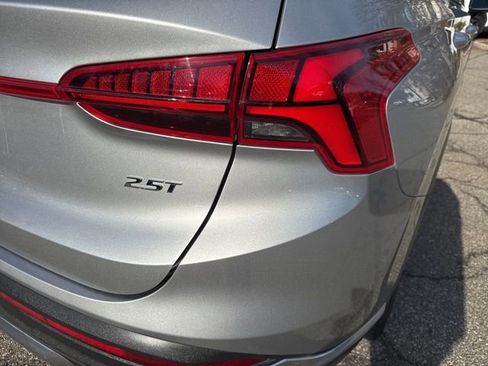 Used 2023 Hyundai Santa Fe Limited image 38