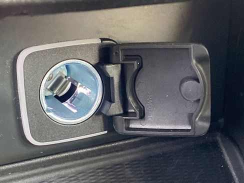 Used 2024 Jeep Grand Cherokee L Laredo image 41