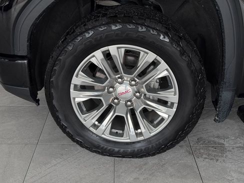 Used 2023 GMC Sierra 1500 Denali w/ Technology Package image 4