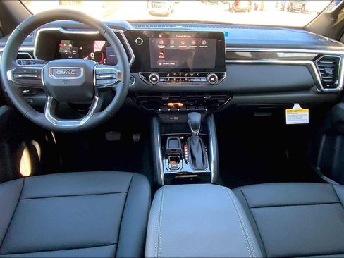 Used 2025 GMC Canyon Elevation w/ Convenience Package image 5