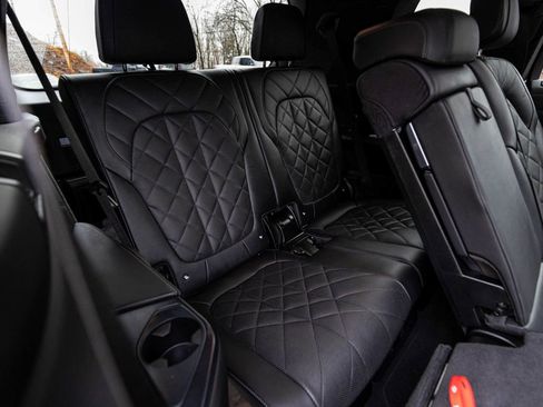 Used 2025 BMW X7 xDrive40i image 27
