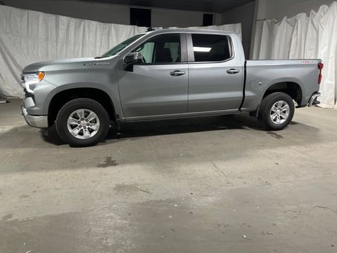 Used 2026 Chevrolet Silverado 1500 LT AWD/4WD image 4