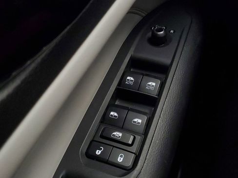 Used 2025 Jeep Compass Limited AWD/4WD image 14