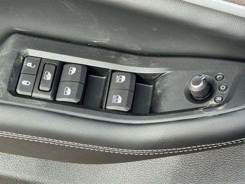 New 2026 Jeep Grand Cherokee Limited AWD/4WD image 11