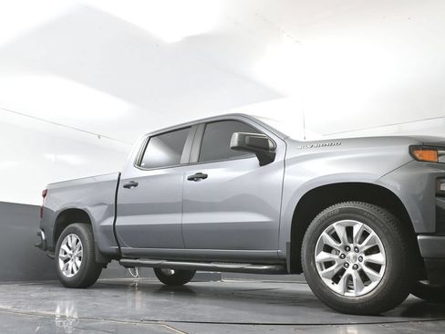 Used 2021 Chevrolet Silverado 1500 Custom w/ Safety Confidence Package RWD image 26
