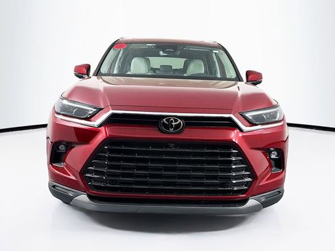 New 2026 Toyota Grand Highlander Limited image 2