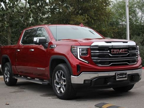 Used 2024 GMC Sierra 1500 SLT image 7