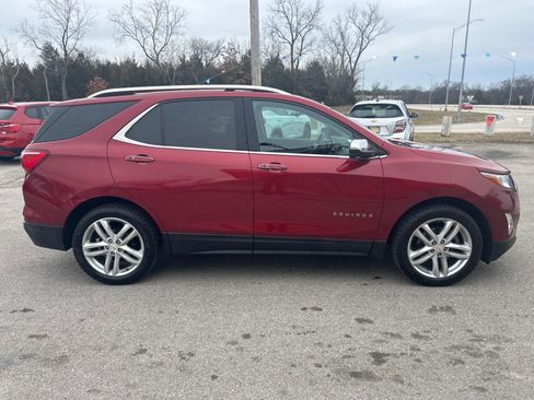Used 2019 Chevrolet Equinox Premier AWD/4WD image 4