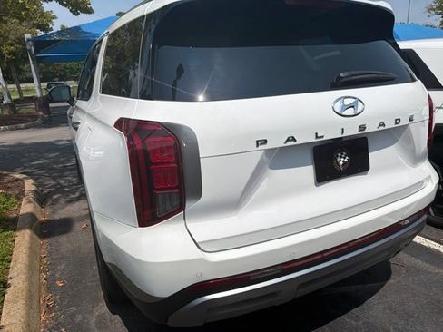 Used 2025 Hyundai Palisade SEL FWD image 6