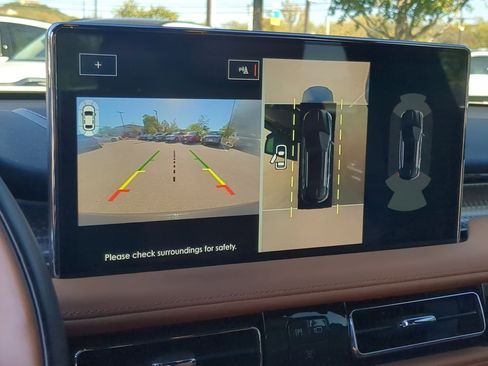 Used 2023 Lincoln Nautilus Black Label w/ Class II Trailer Tow Package image 16