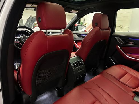 Used 2026 Jaguar F-PACE R-Dynamic S image 13