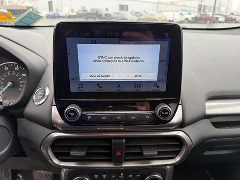 Used 2019 Ford EcoSport SE w/ SE Convenience Package image 8