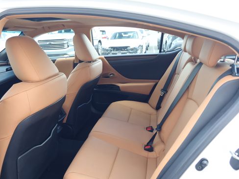 Used 2025 Lexus ES 350 w/ Premium Package FWD image 35