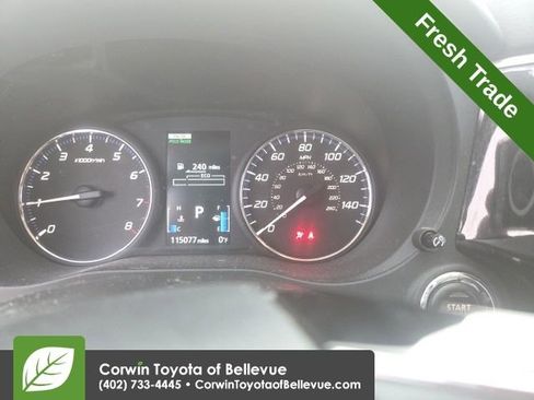 Used 2016 Mitsubishi Outlander SE image 13