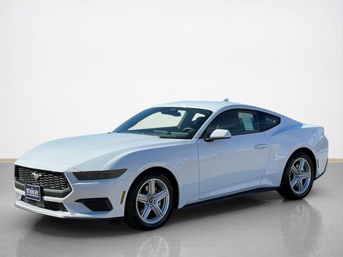 New 2026 Ford Mustang Coupe image 3