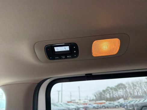 Used 2020 Honda Odyssey Touring image 24