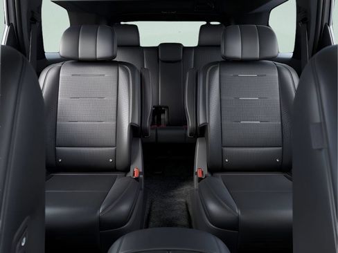 Certified 2026 Hyundai Palisade Calligraphy FWD image 9