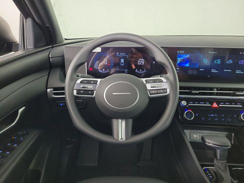 New 2025 Hyundai Santa Cruz SEL image 11