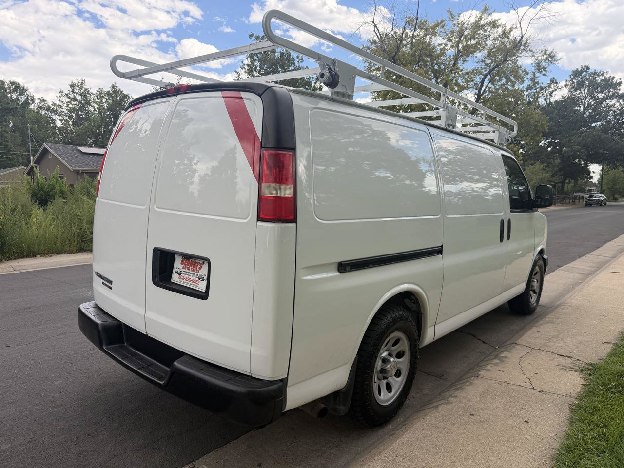 Used 2013 Chevrolet Express 1500 AWD image 5