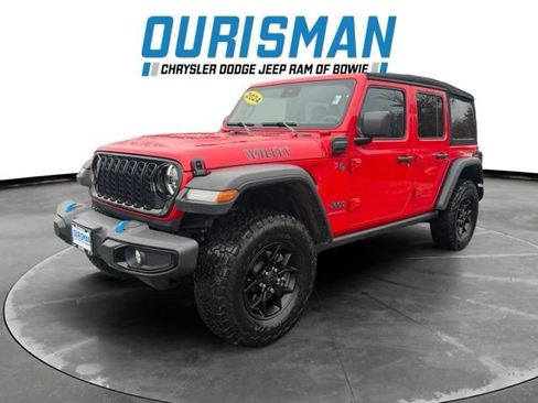 Used 2024 Jeep Wrangler Unlimited image 7