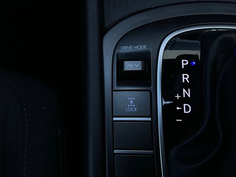 Used 2025 Hyundai Kona SEL image 24