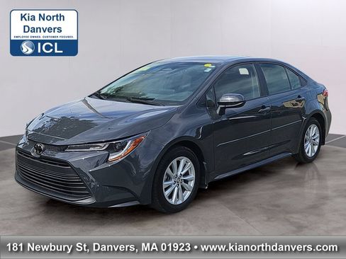 Used 2023 Toyota Corolla LE w/ LE Convenience Package FWD image 1