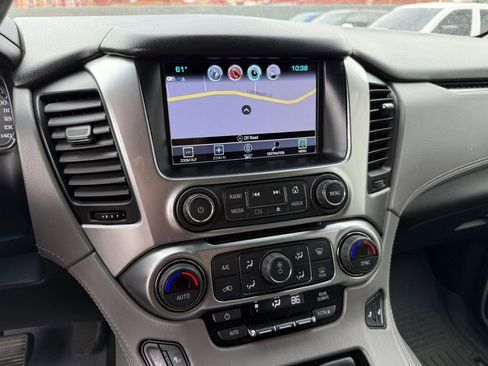 Used 2018 Chevrolet Tahoe LT image 23