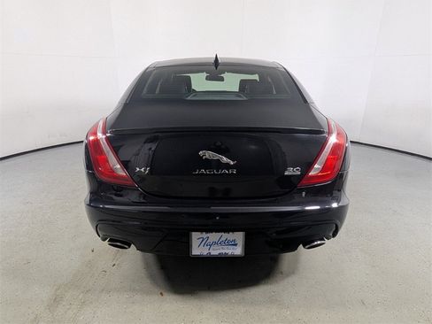 Used 2016 Jaguar XJ R-Sport image 6