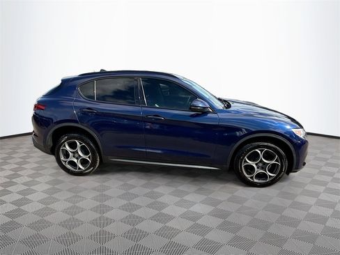 Used 2018 Alfa Romeo Stelvio Sport w/ Quick Order Package 22J Sport image 5