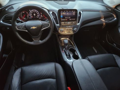 Used 2024 Chevrolet Malibu LT image 32